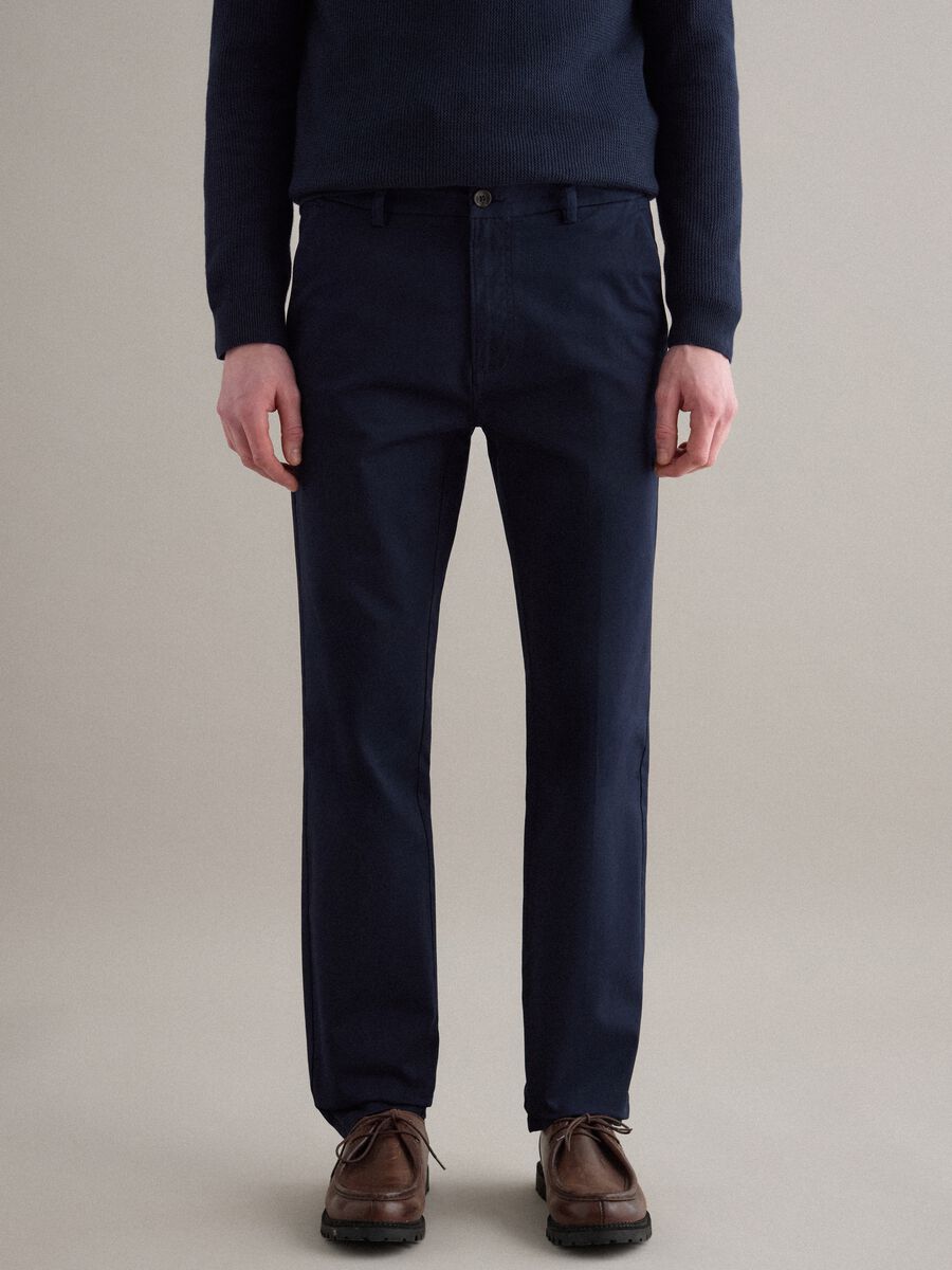Pantaloni chino blu in cotone elasticizzato slim fit_2