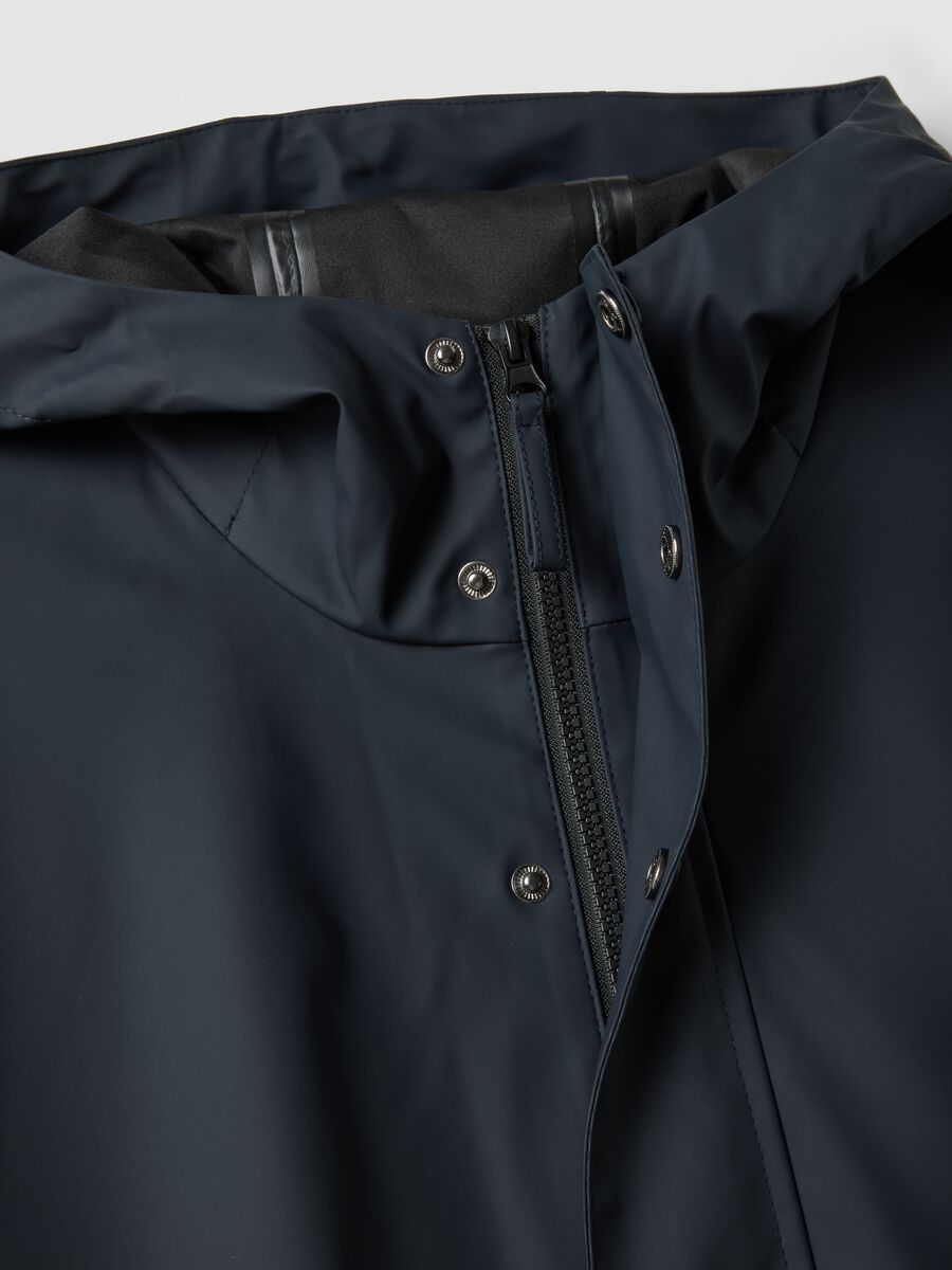 Blue regular-fit raincoat with zip_1