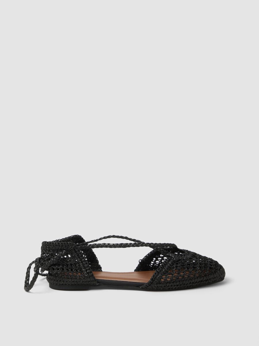 Black woven sandals_0