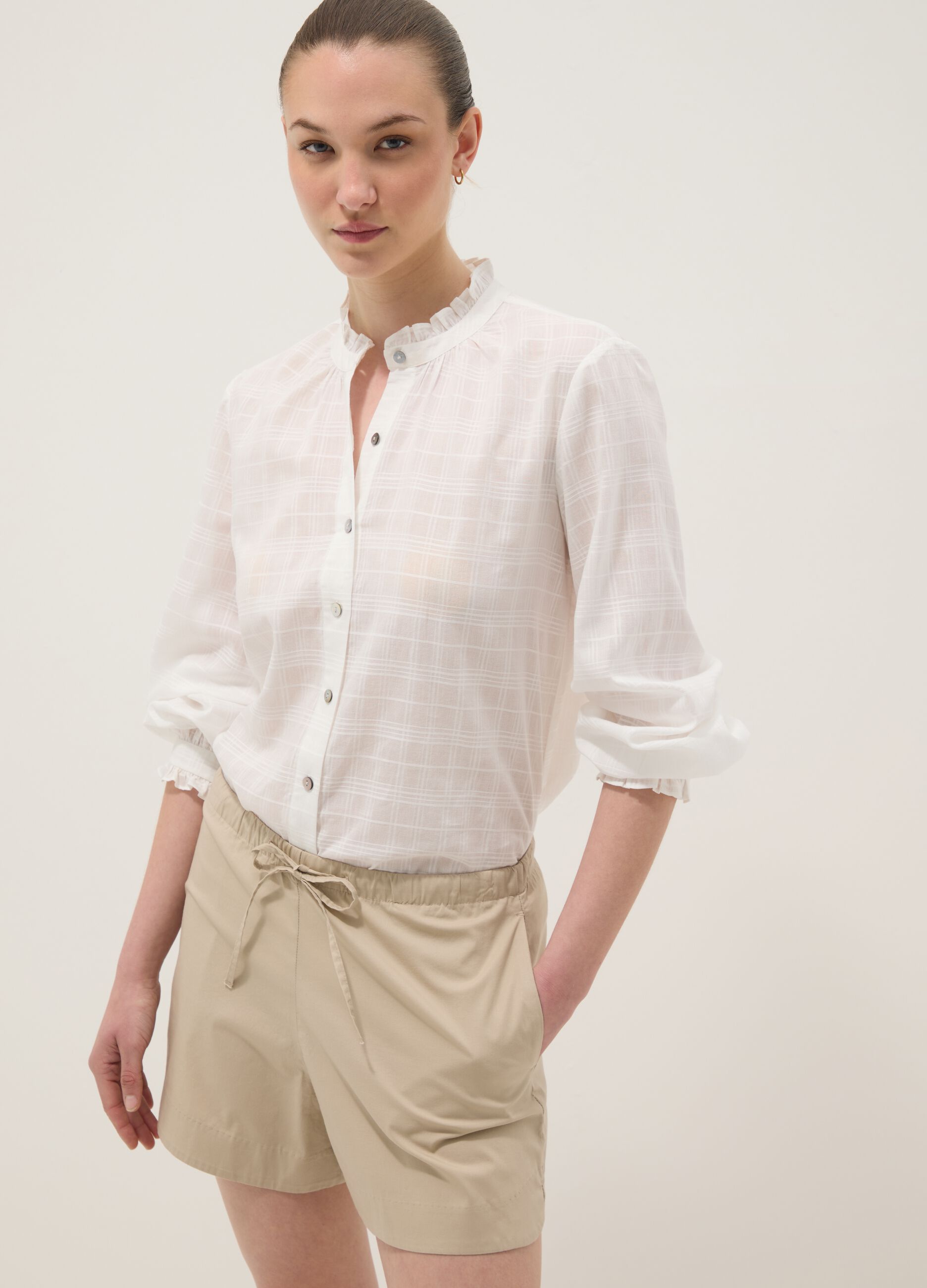 Beige stretch cotton shorts