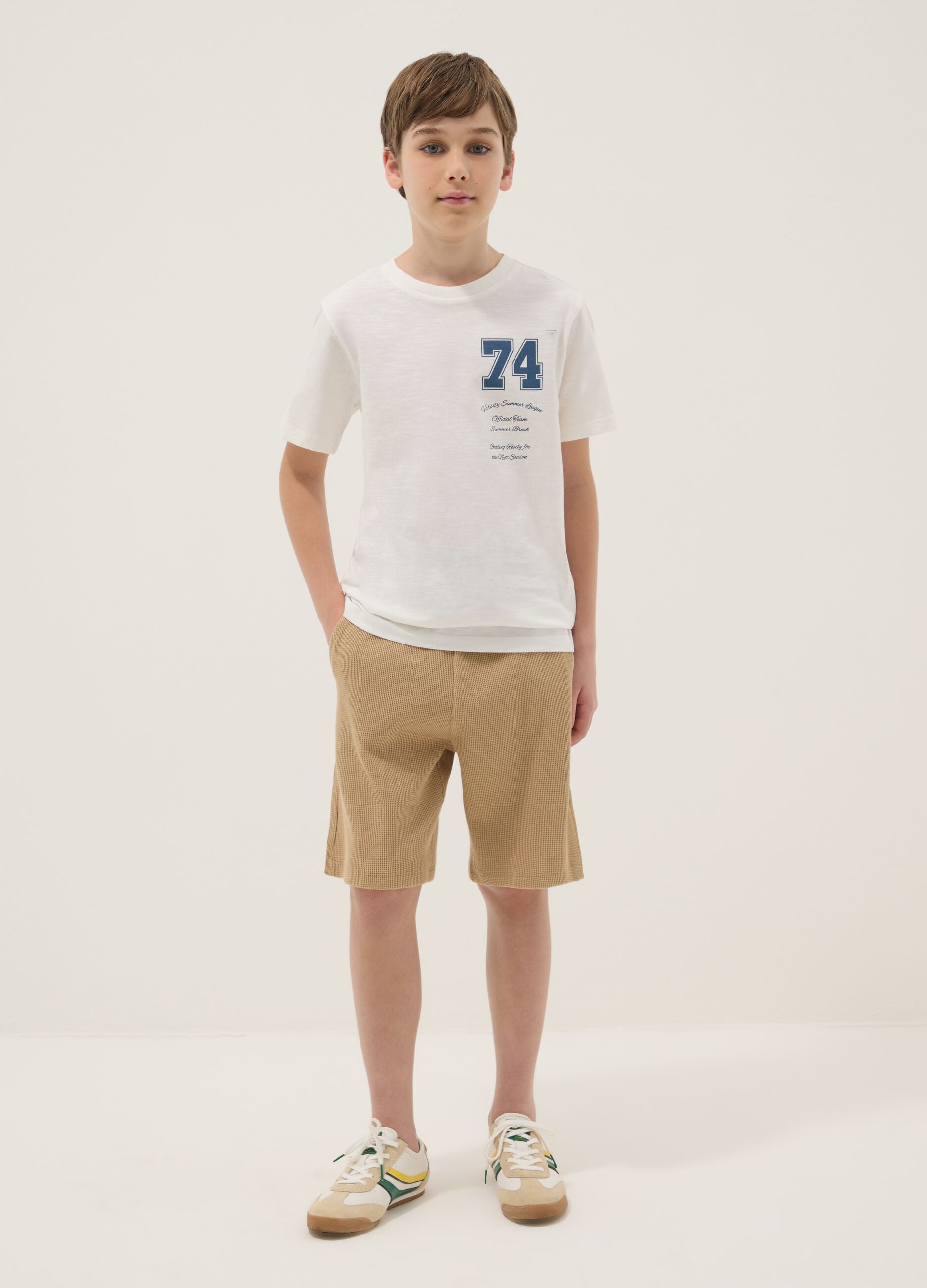 Multicolour pure cotton T-shirt and shorts set for boys, regular fit