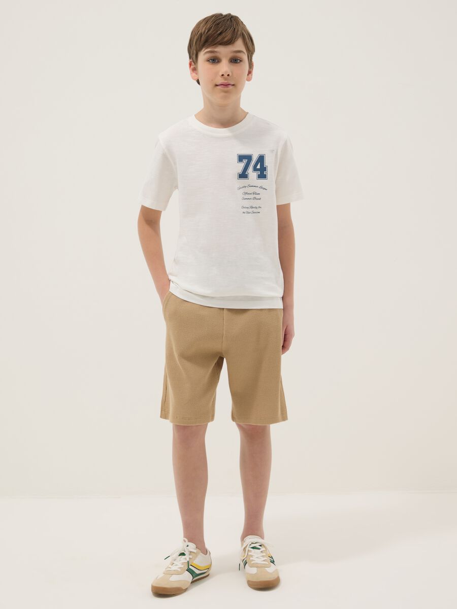 Multicolour pure cotton T-shirt and shorts set for boys, regular fit_0