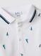 White stretch cotton polo with all-over boat print for boys, regular fit_3