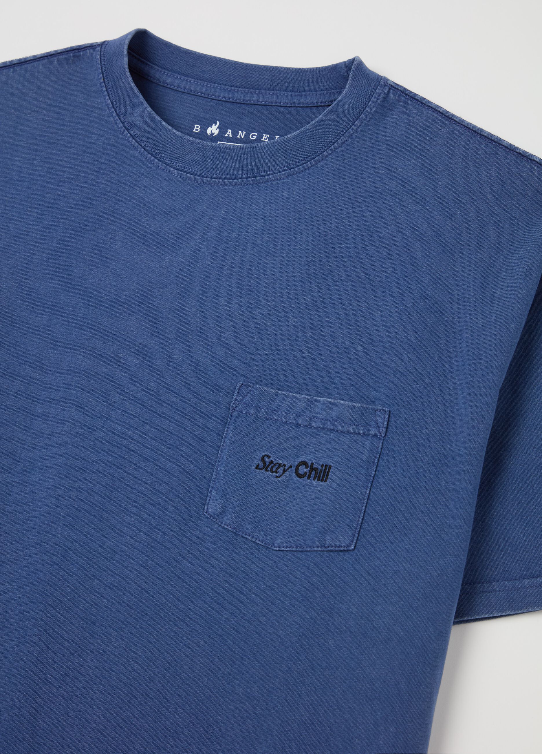 T-shirt with embroidered pocket
