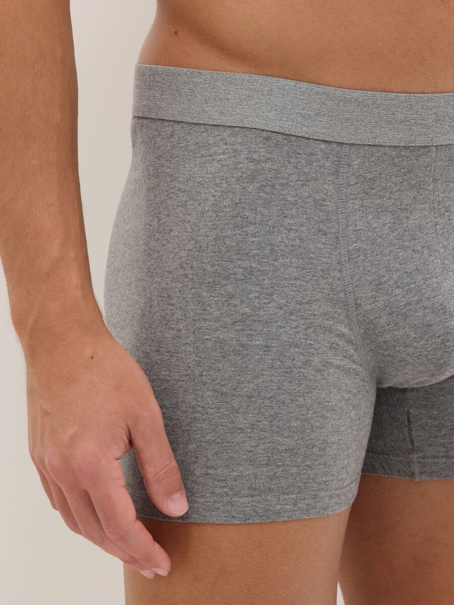 3-pack of grey midi boxer briefs in stretch organic cotton, regular fit_3