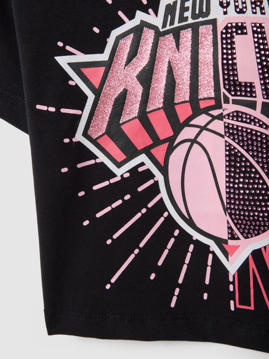 T-shirt in cotone elasticizzato nera da bambina boxy fit NY Knicks_3