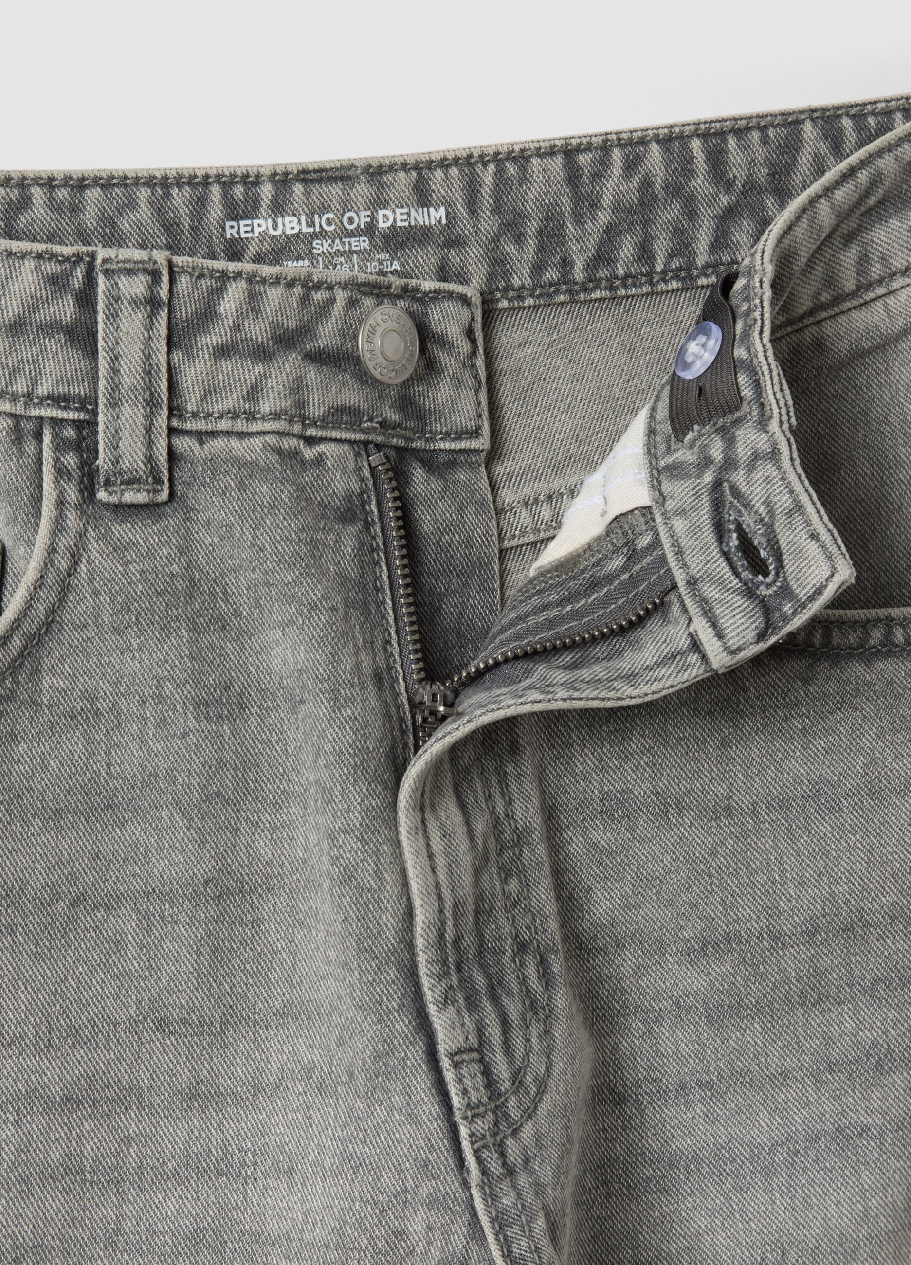 Grey pure cotton skater-fit jeans