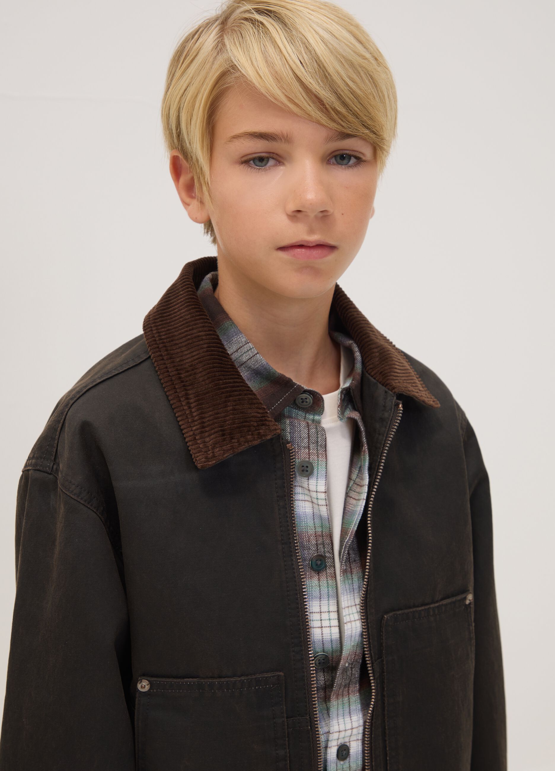 Black cotton-blend jacket with velvet collar for boys