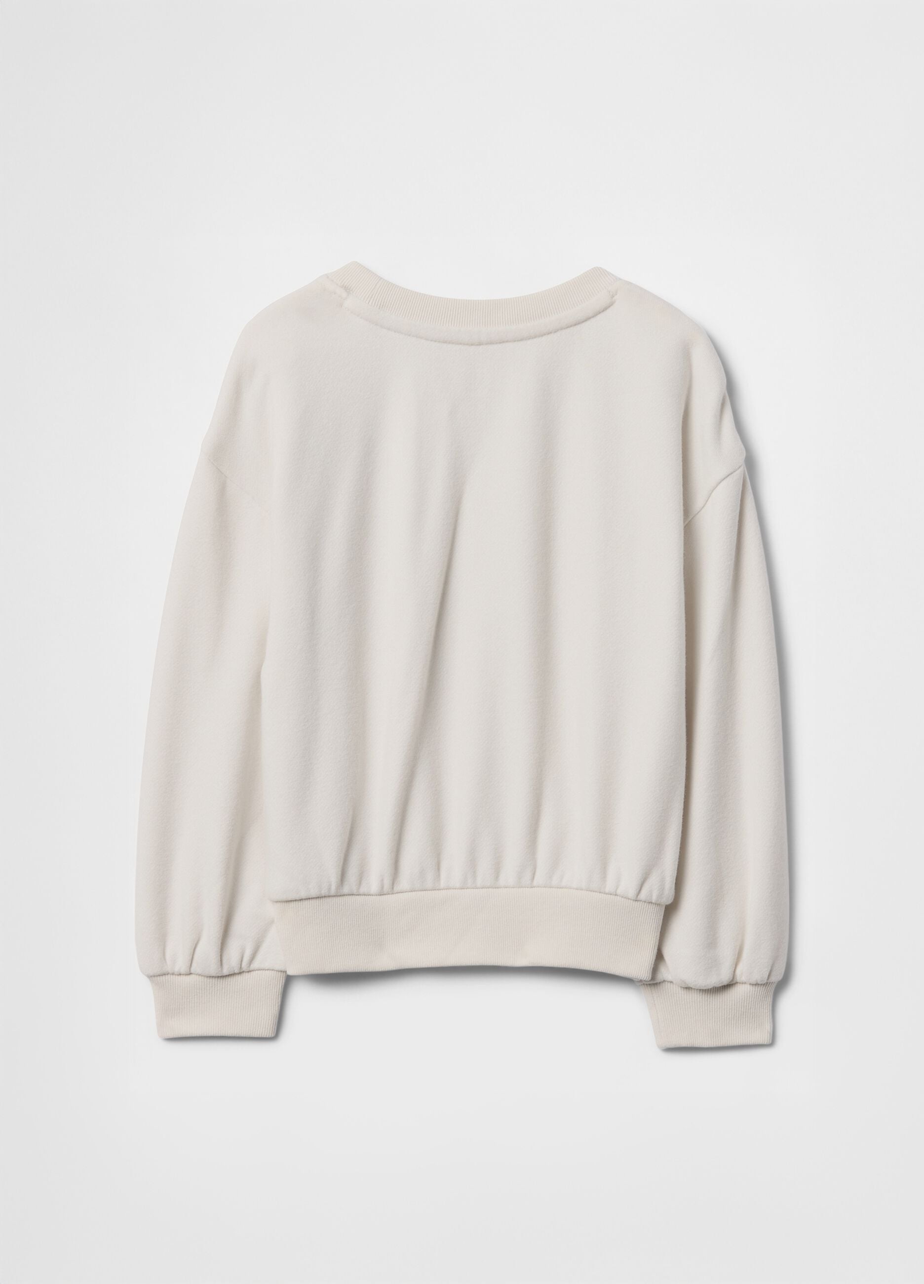 White sweatshirt with GAP Kids logo