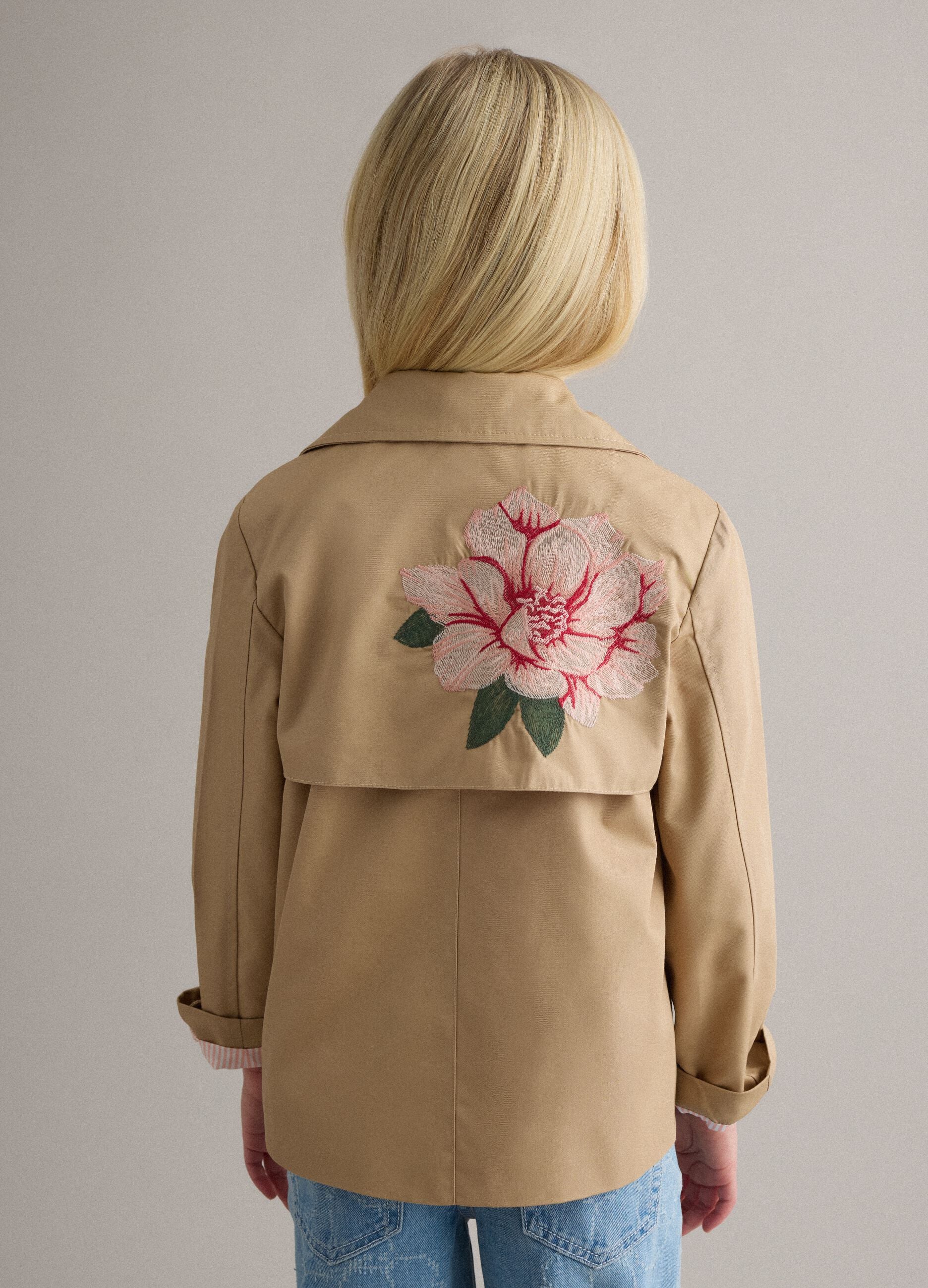 Double-breasted beige cotton blend girl's trench coat with embroidery