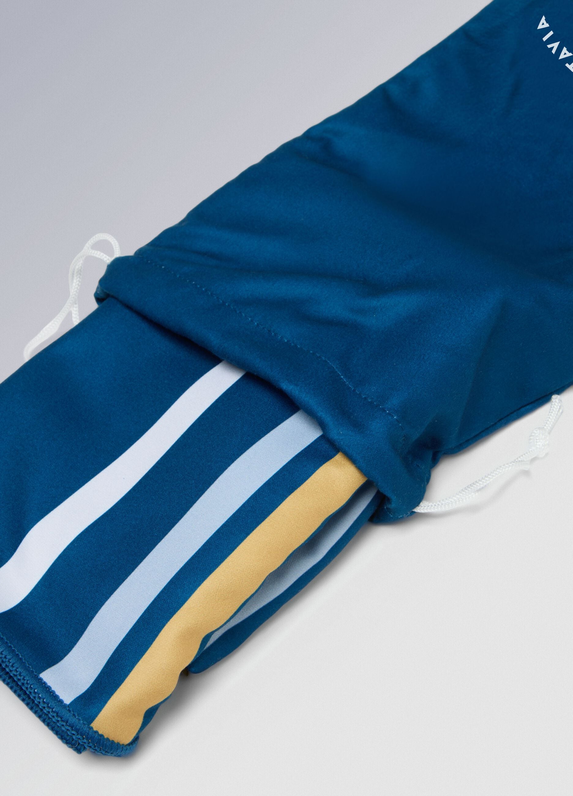 ALTAVIA SAILING striped blue microfibre beach towel