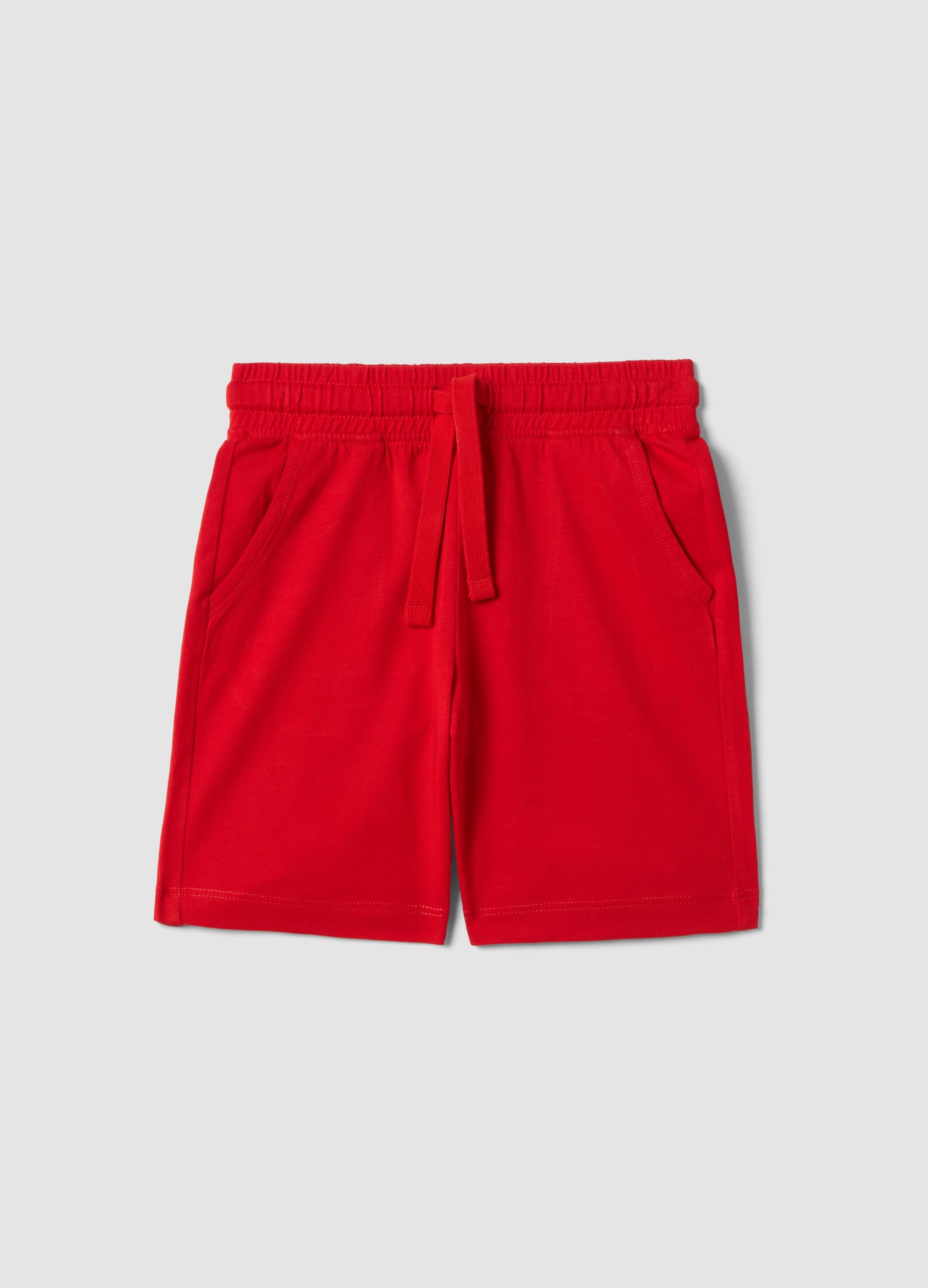 Boys&rsquo; red pure cotton shorts, regular fit
