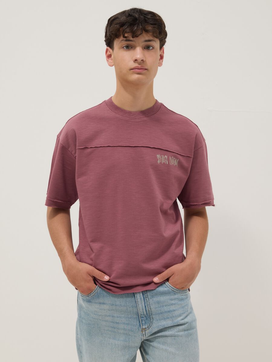 T-shirt rossa in puro cotone a maniche corte per ragazzo over fit_0