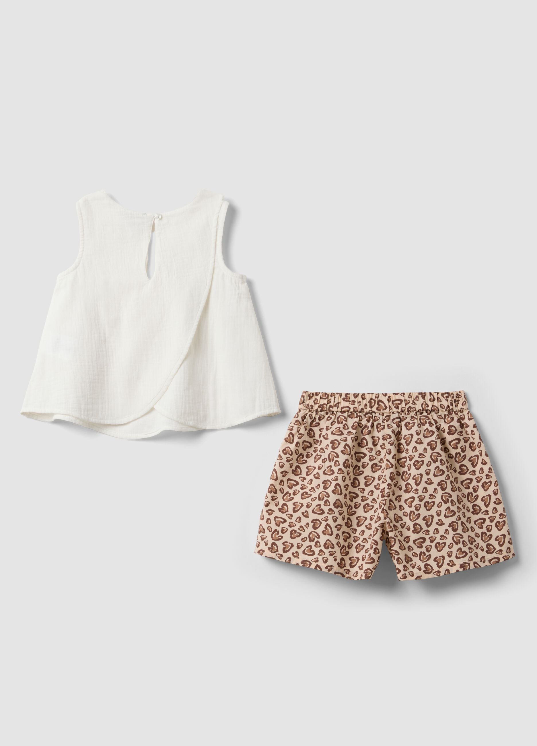 White pure cotton set with sleeveless top and shorts