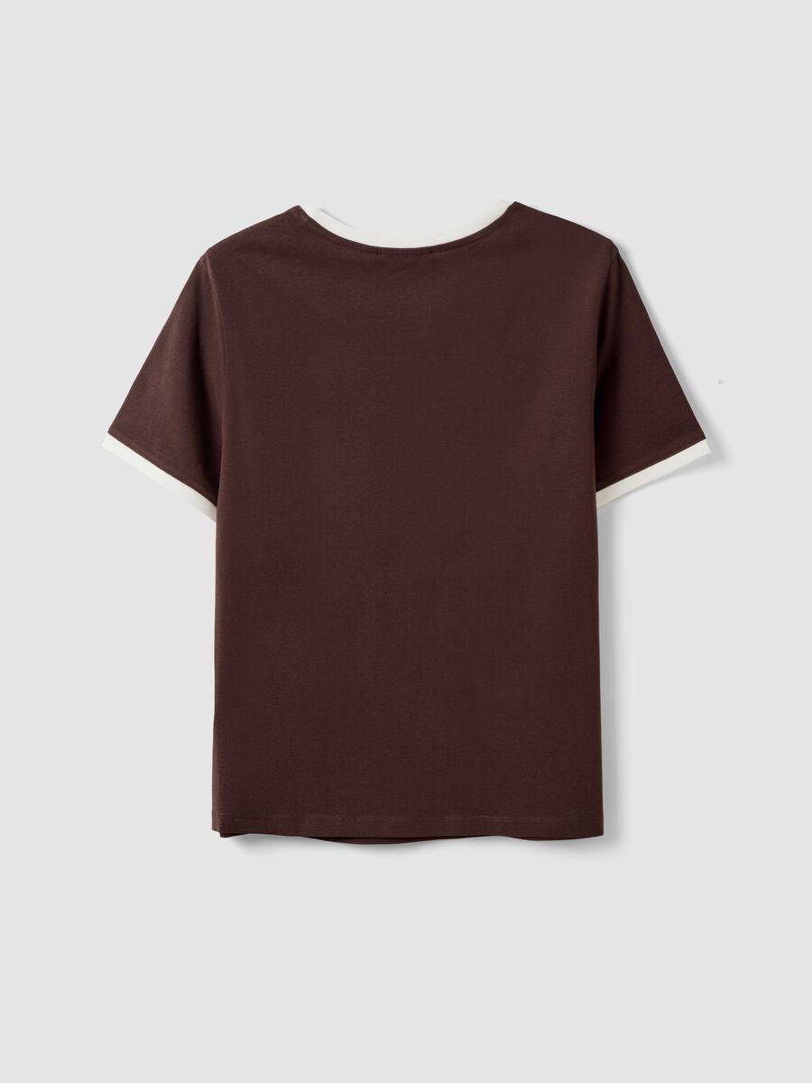 T-shirt marrone in puro cotone con bottoni regular fit_5