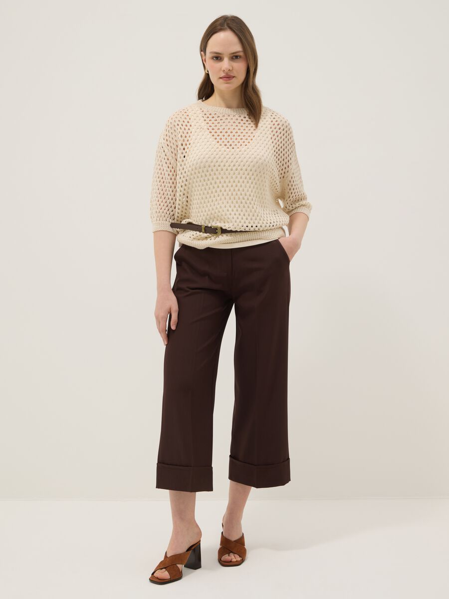 Maglia beige traforata a rete con maniche a tre quarti_2