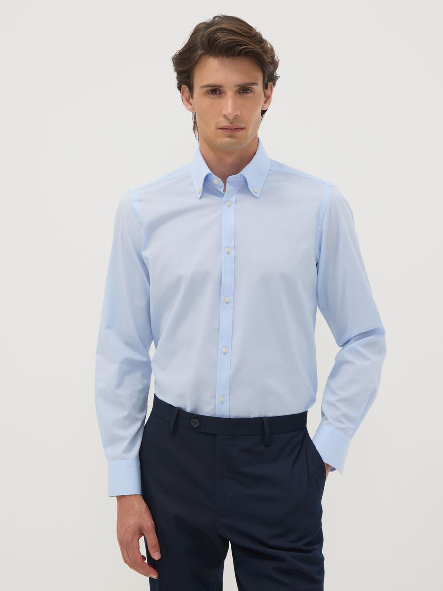 Light blue slim-fit easy-iron button-down collar shirt_0