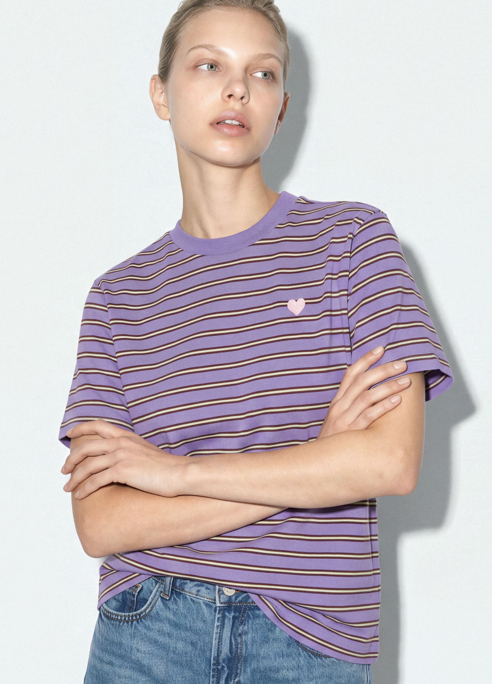 Purple relaxed-fit striped pure cotton T-shirt with embroidered heart