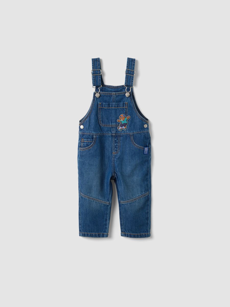 Salopette blu in denim di puro cotone con orsetto per bimbo_0