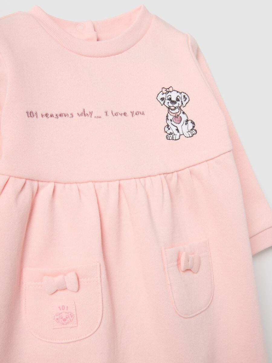 Tutina rosa da neonata in puro cotone con dettagli ricamati_3