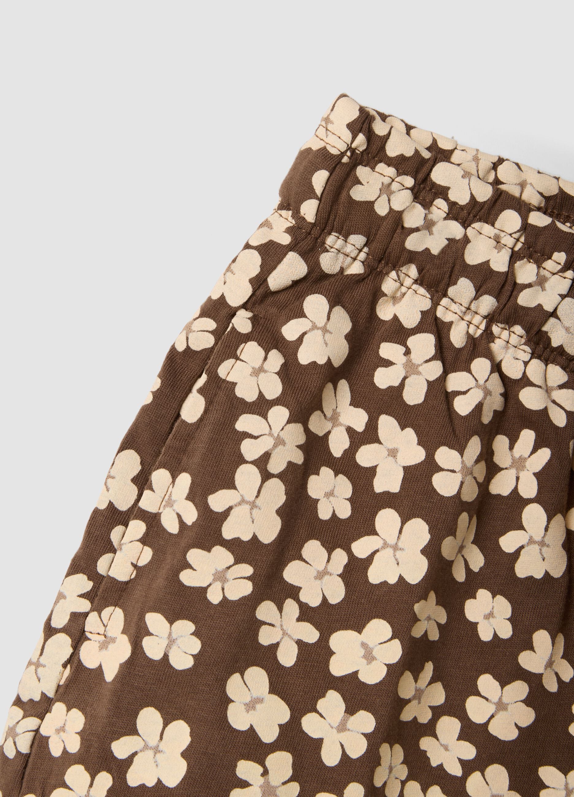 Multicoloured floral shorts in pure organic cotton for girls, regular fit