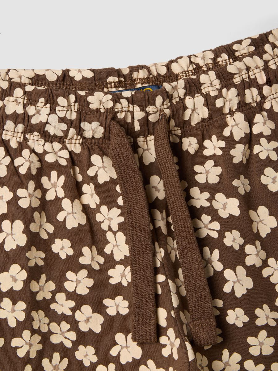 Multicoloured floral shorts in pure organic cotton for girls, regular fit_2