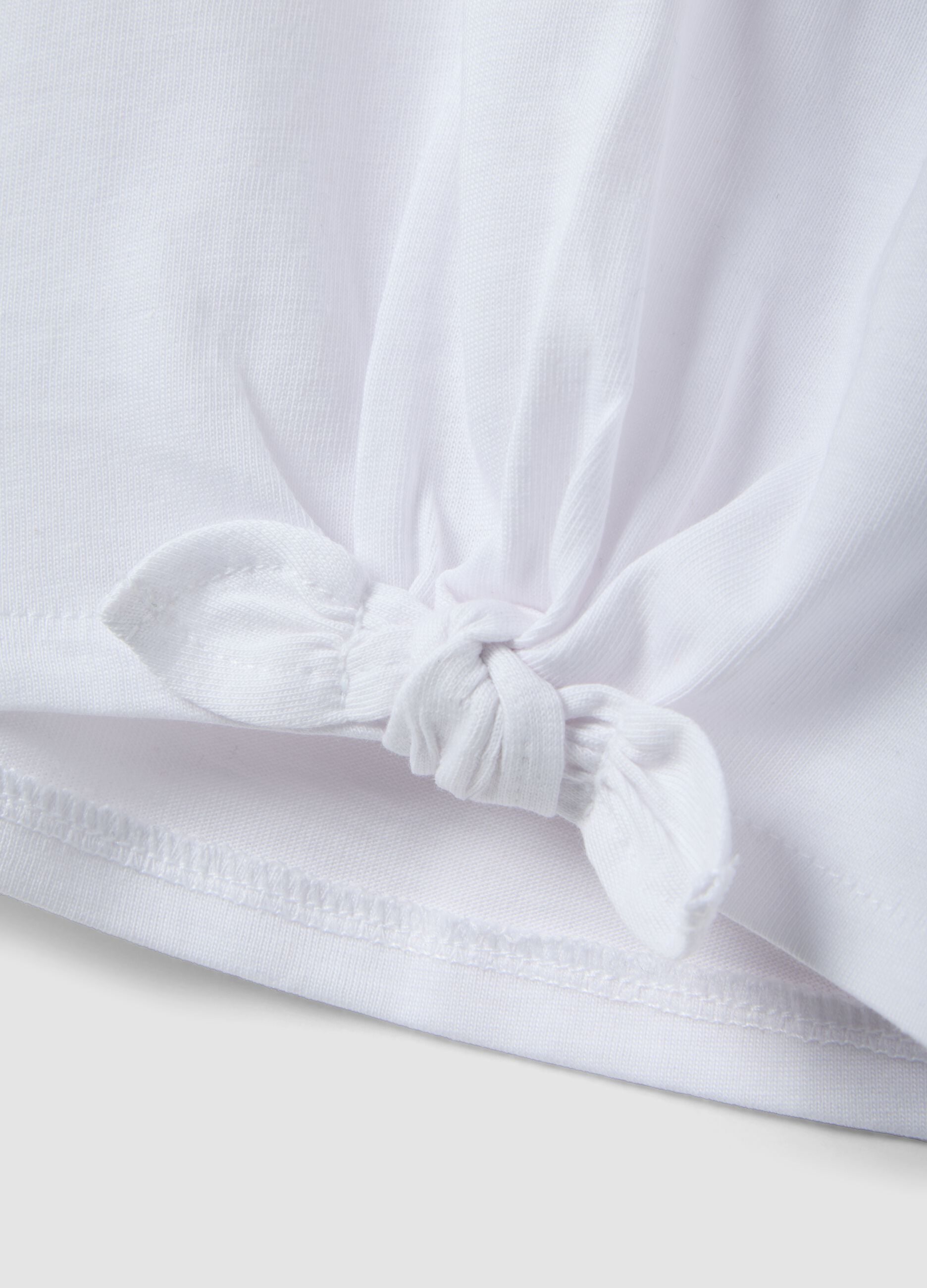 Girls&rsquo; white pure cotton regular-fit T-shirt with embroidery and bow