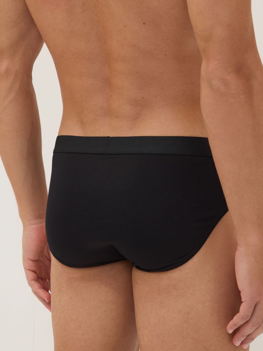 3-pack of black organic cotton briefs_2