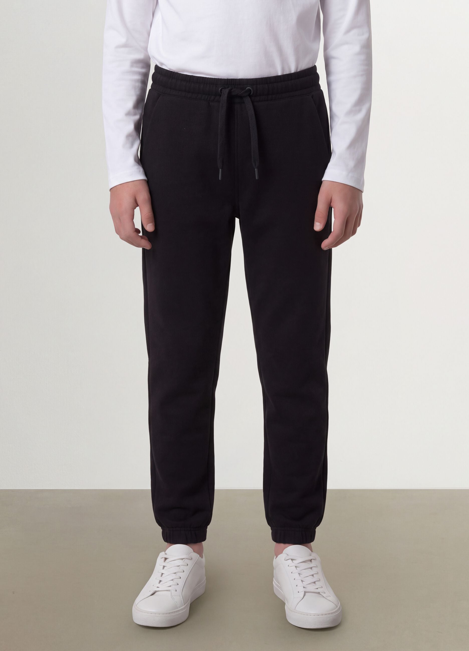 Black pure organic cotton joggers with drawstring for boys