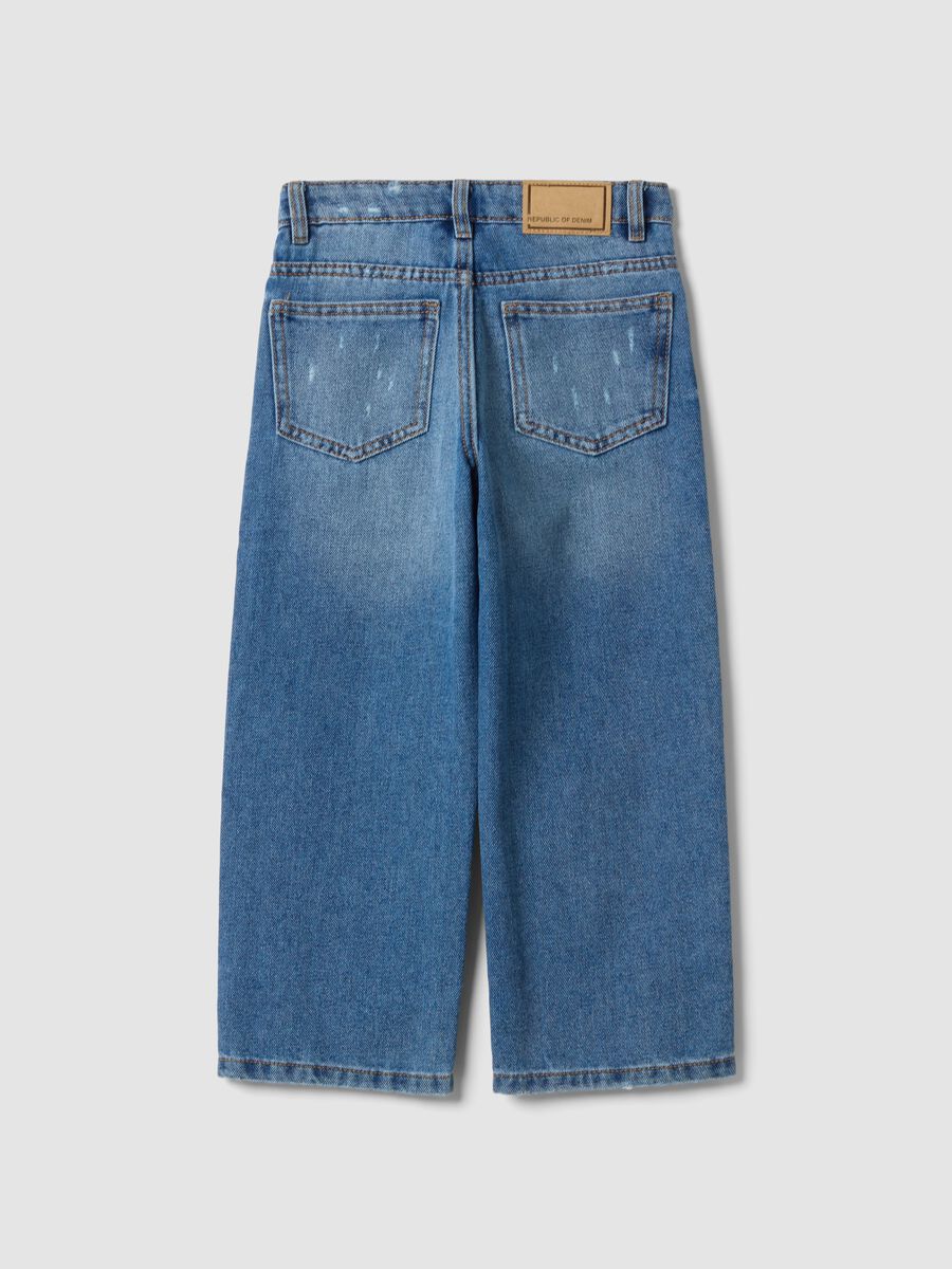 Boys&rsquo; blue oversized-fit jeans in cotton and viscose blend_1