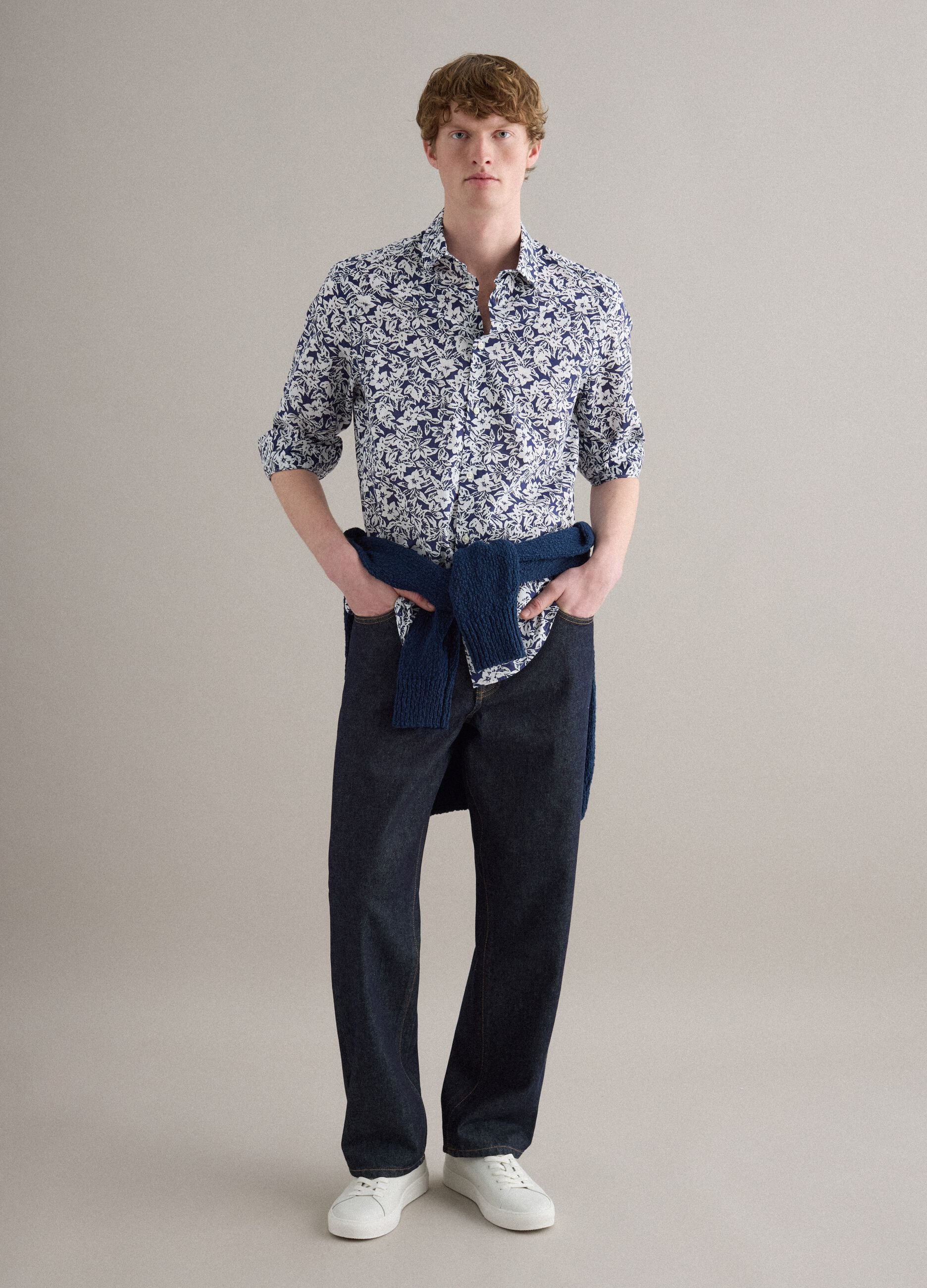 Multicolour pure cotton shirt with regular fit and floral pattern