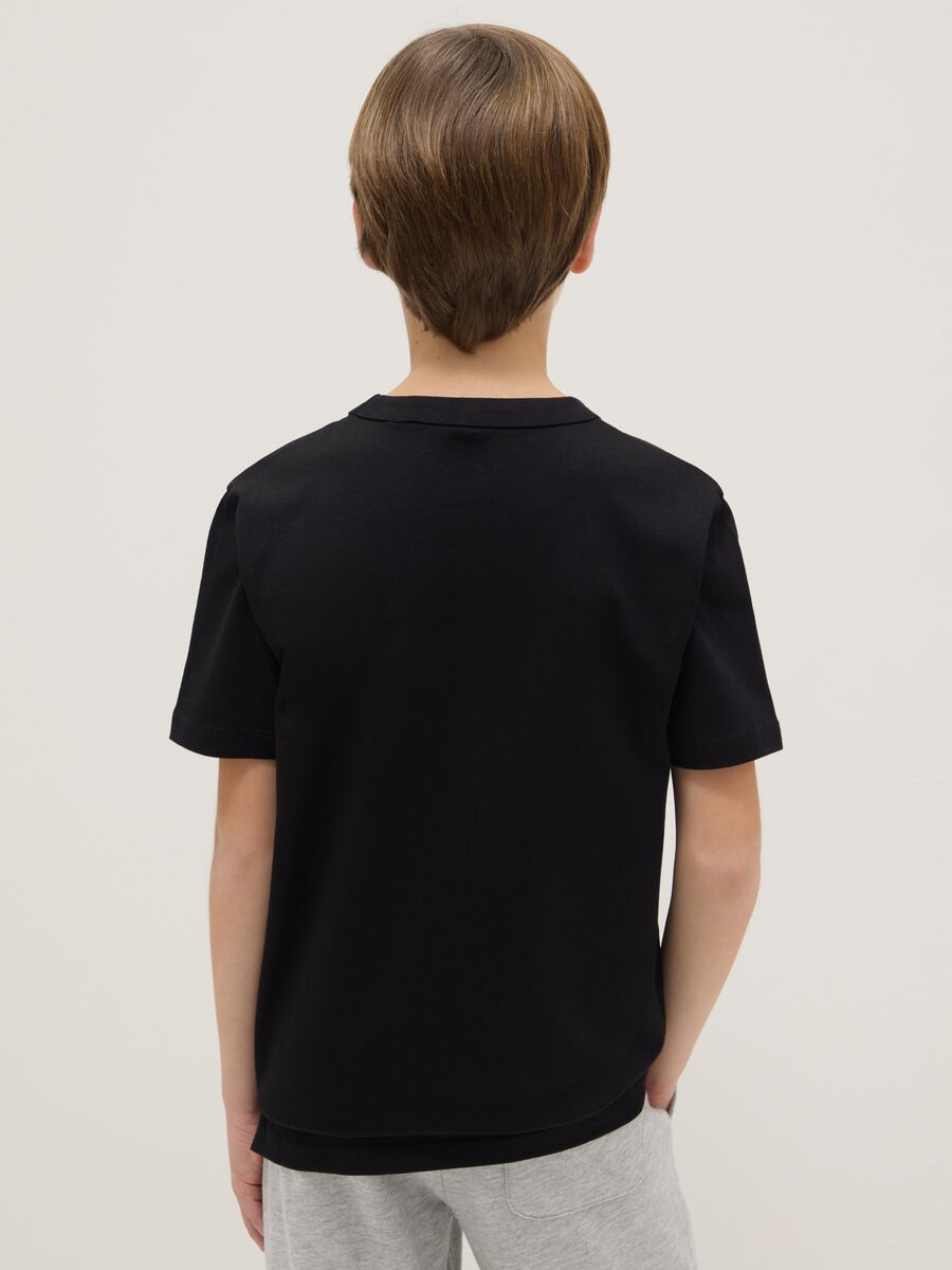 T-shirt girocollo nera da ragazzo in puro cotone over fit_1