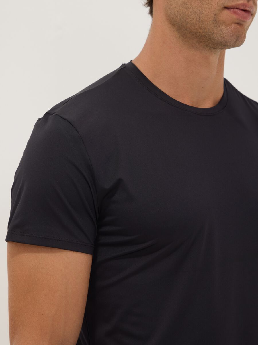 Bipack di t-shirt nere in microfibra elasticizzato regular fit_2