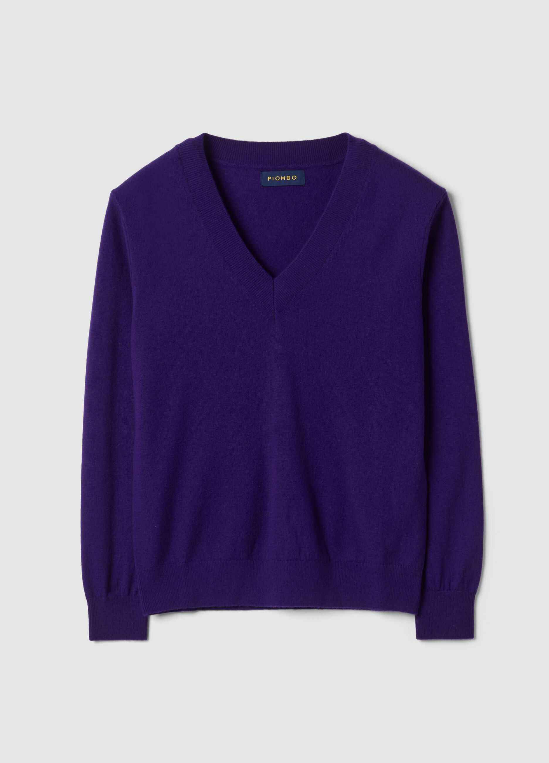Purple pure wool jumper with deep V-neck