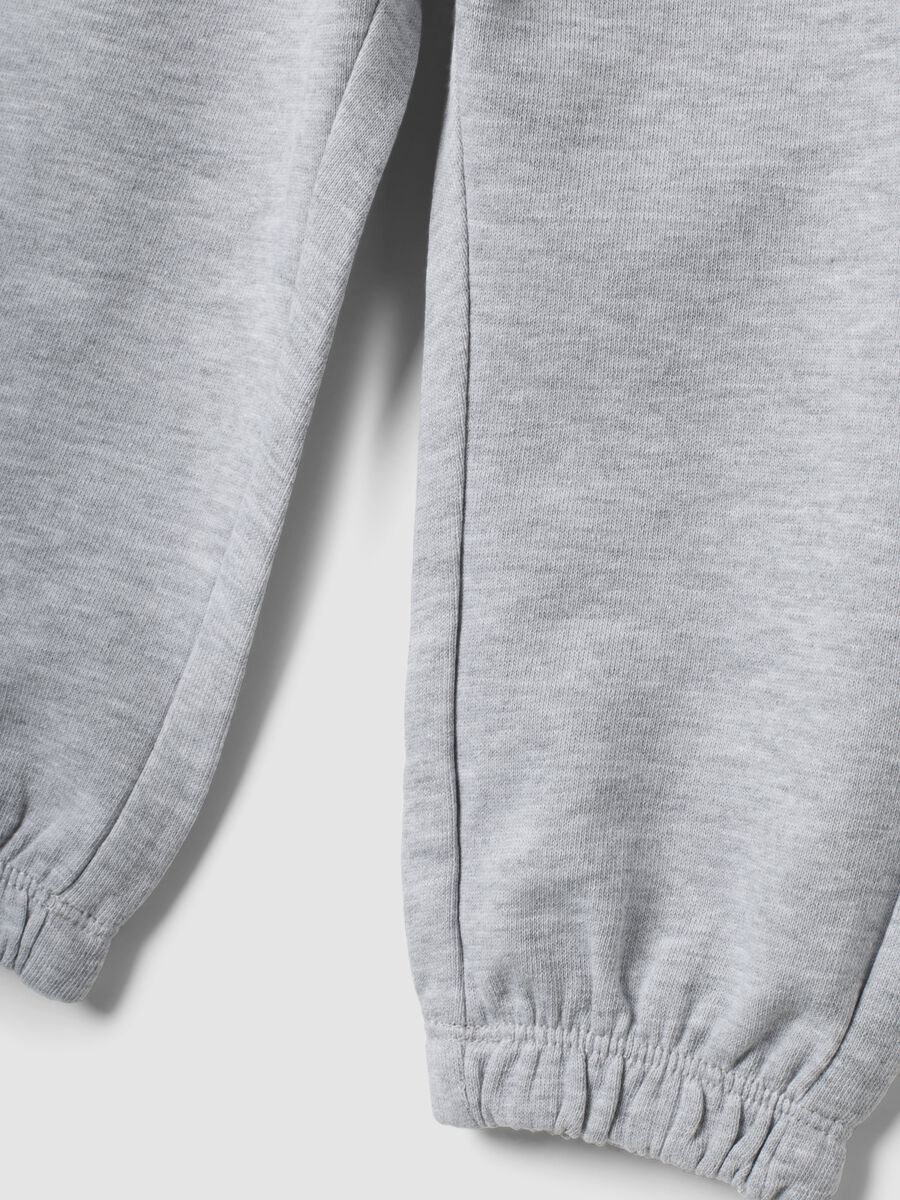 Grey pure cotton jogger trousers for baby girl_2