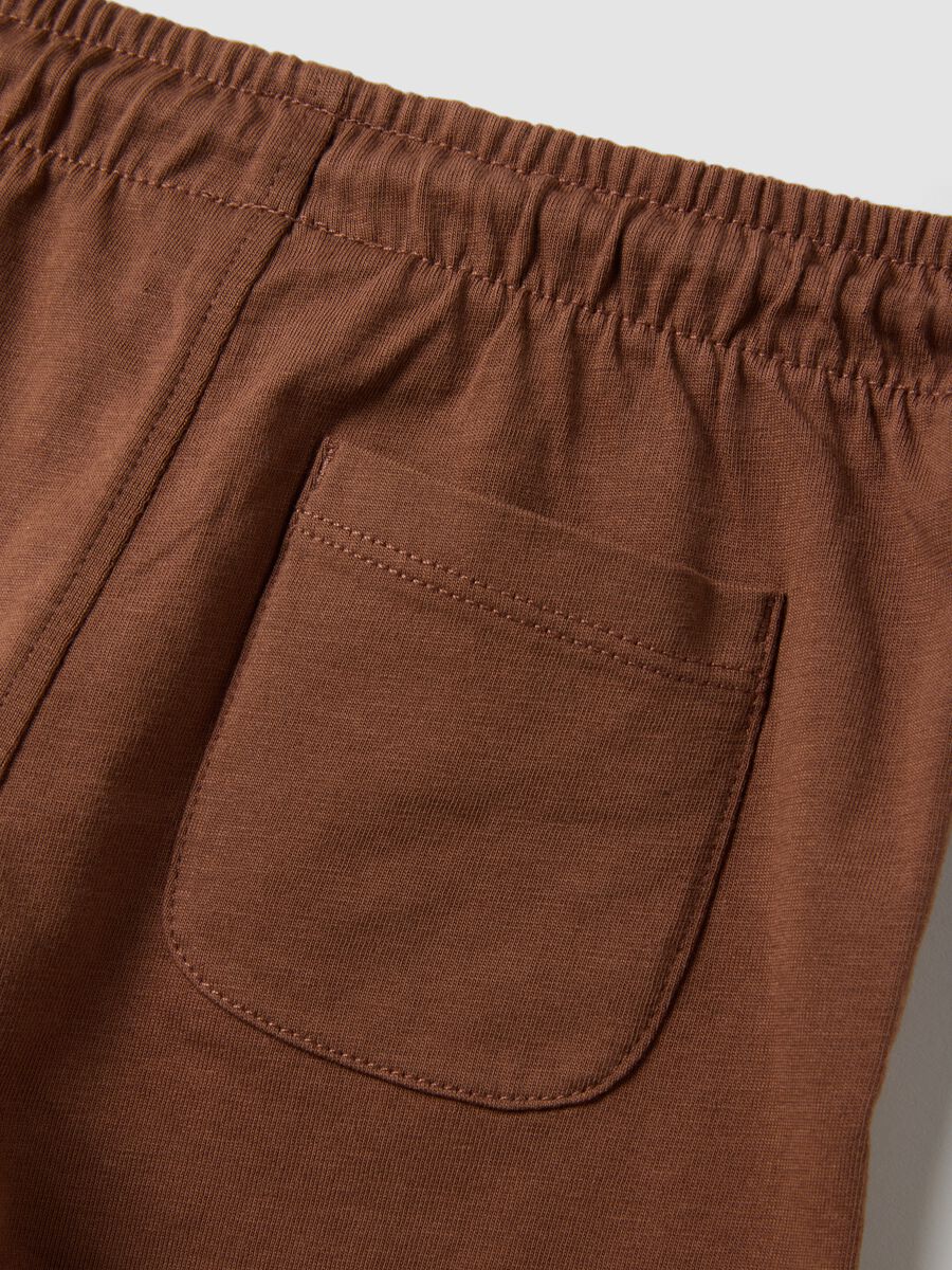 Brown pure organic cotton shorts with elasticated waist for baby boys, regular fit_3