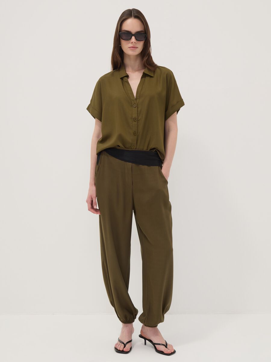 Green pure viscose trousers with elasticated cuffs, regular fit_1