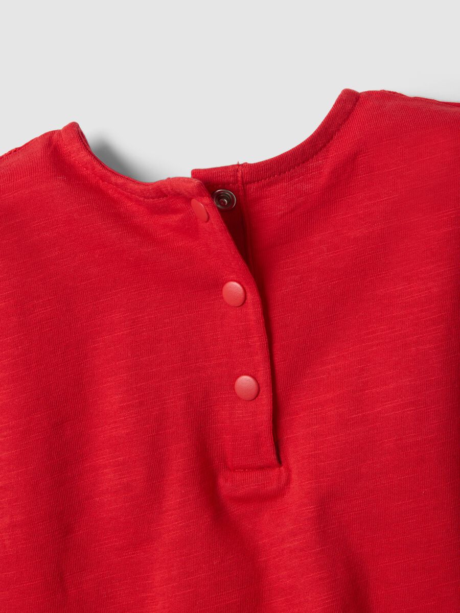 Girl's red pure cotton T-shirt regular fit with embroidery_2