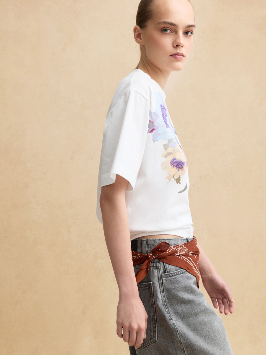 Multicolour pure cotton regular fit T-shirt with floral print_0