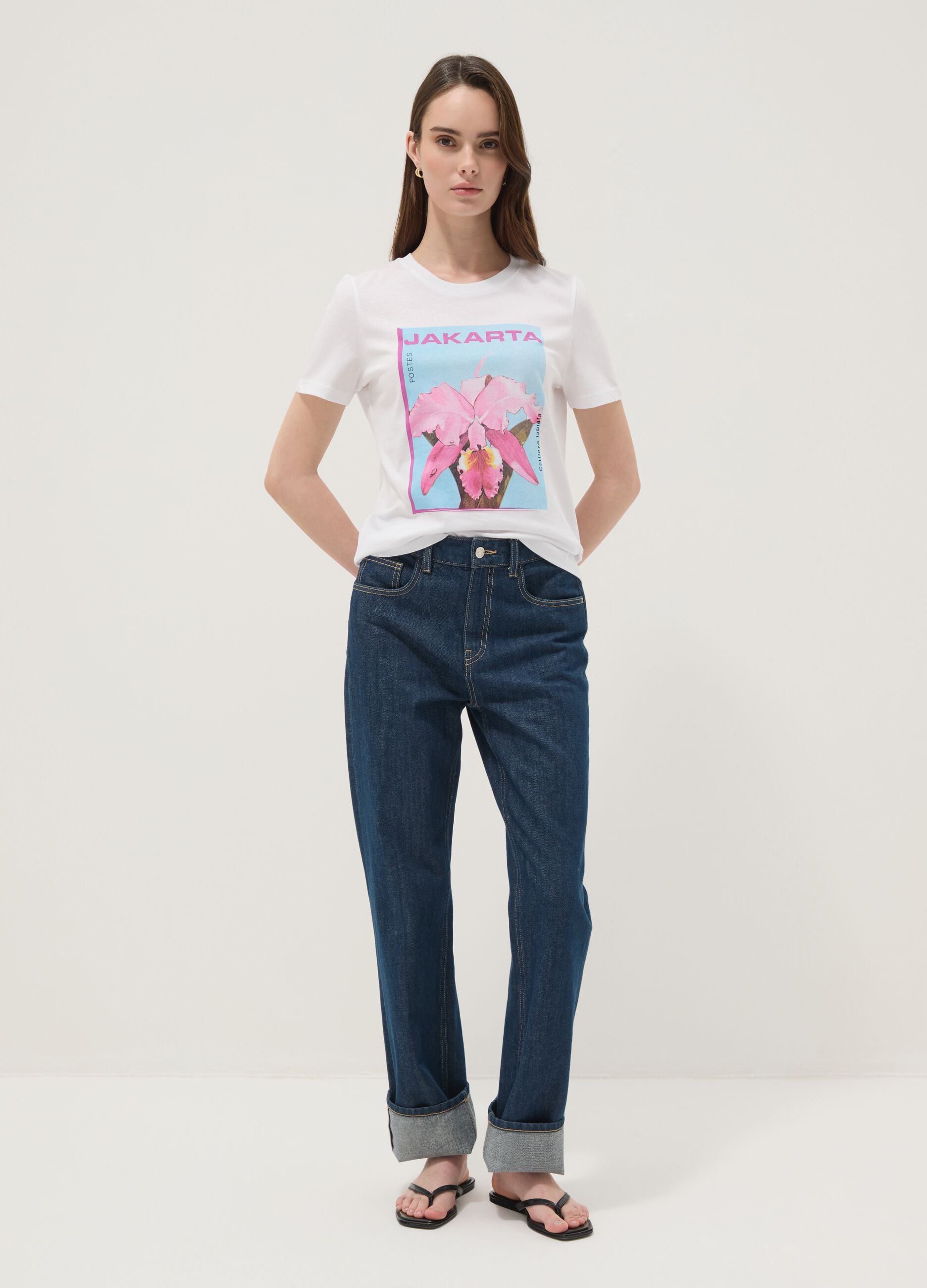 White pure cotton T-shirt with front print