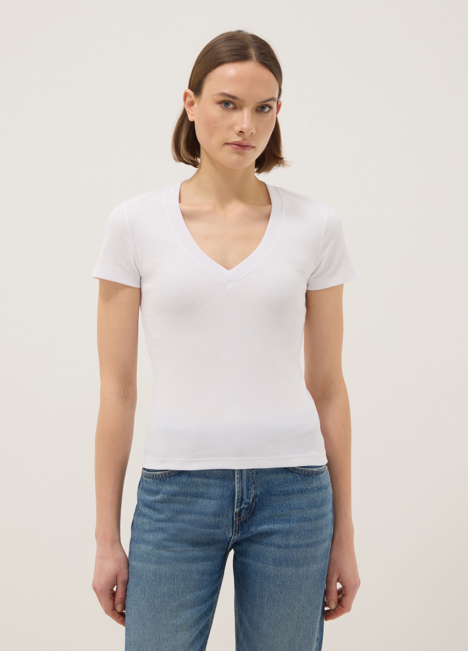 White regular fit deep V stretch cotton T-shirt