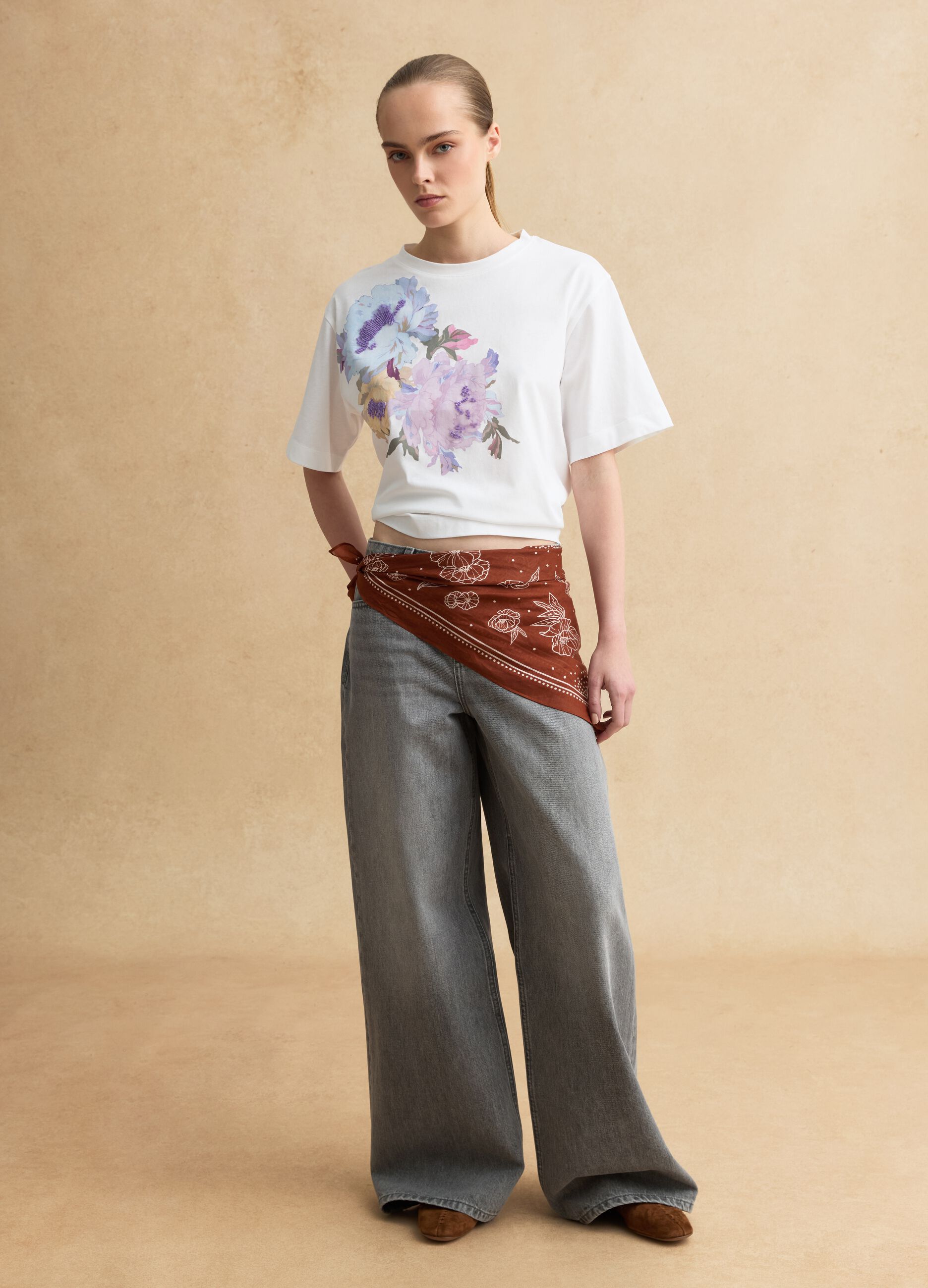 Multicolour pure cotton regular fit T-shirt with floral print