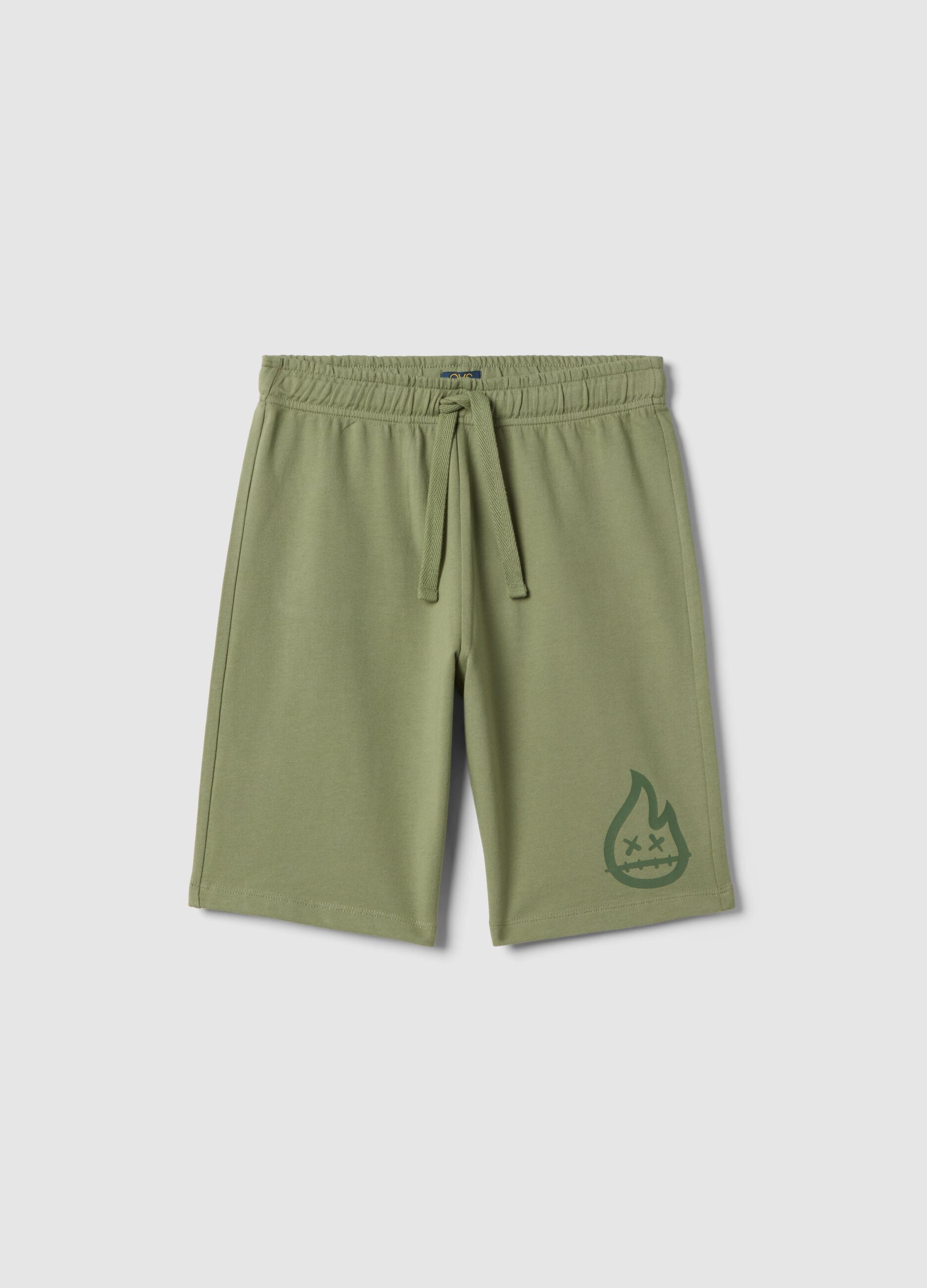 Green pure cotton shorts for boys regular fit