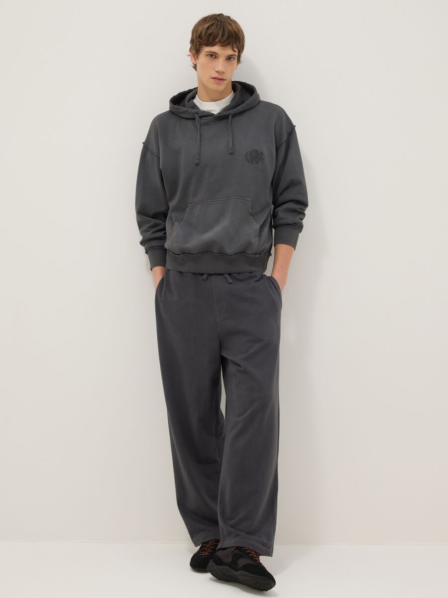 Pantaloni jogger grigi in misto cotone oversize fit_0