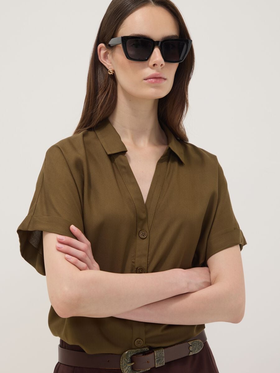 Green short-sleeve pure viscose shirt with oversized fit_1