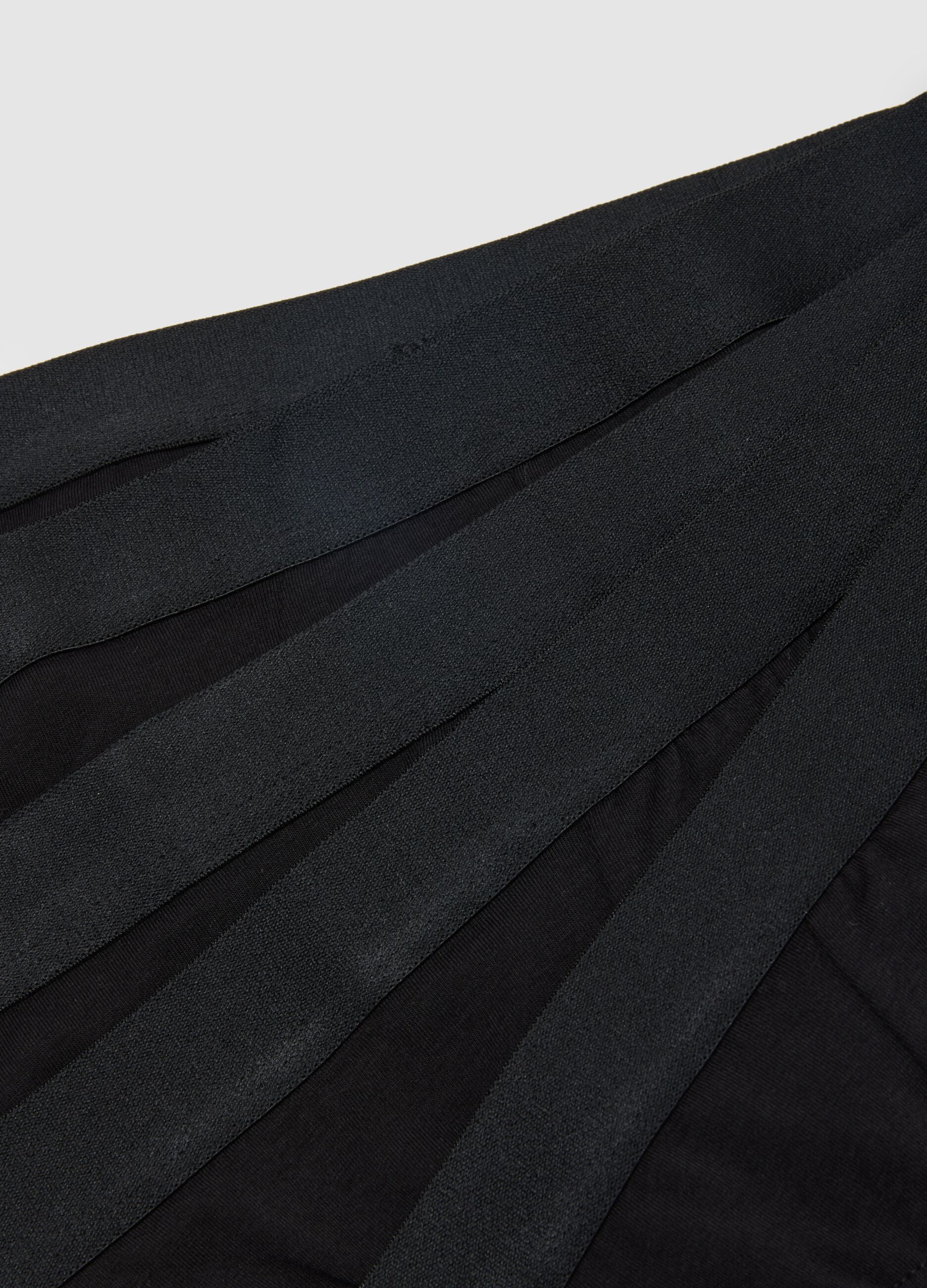 Multipack of black stretch cotton briefs with a snug fit
