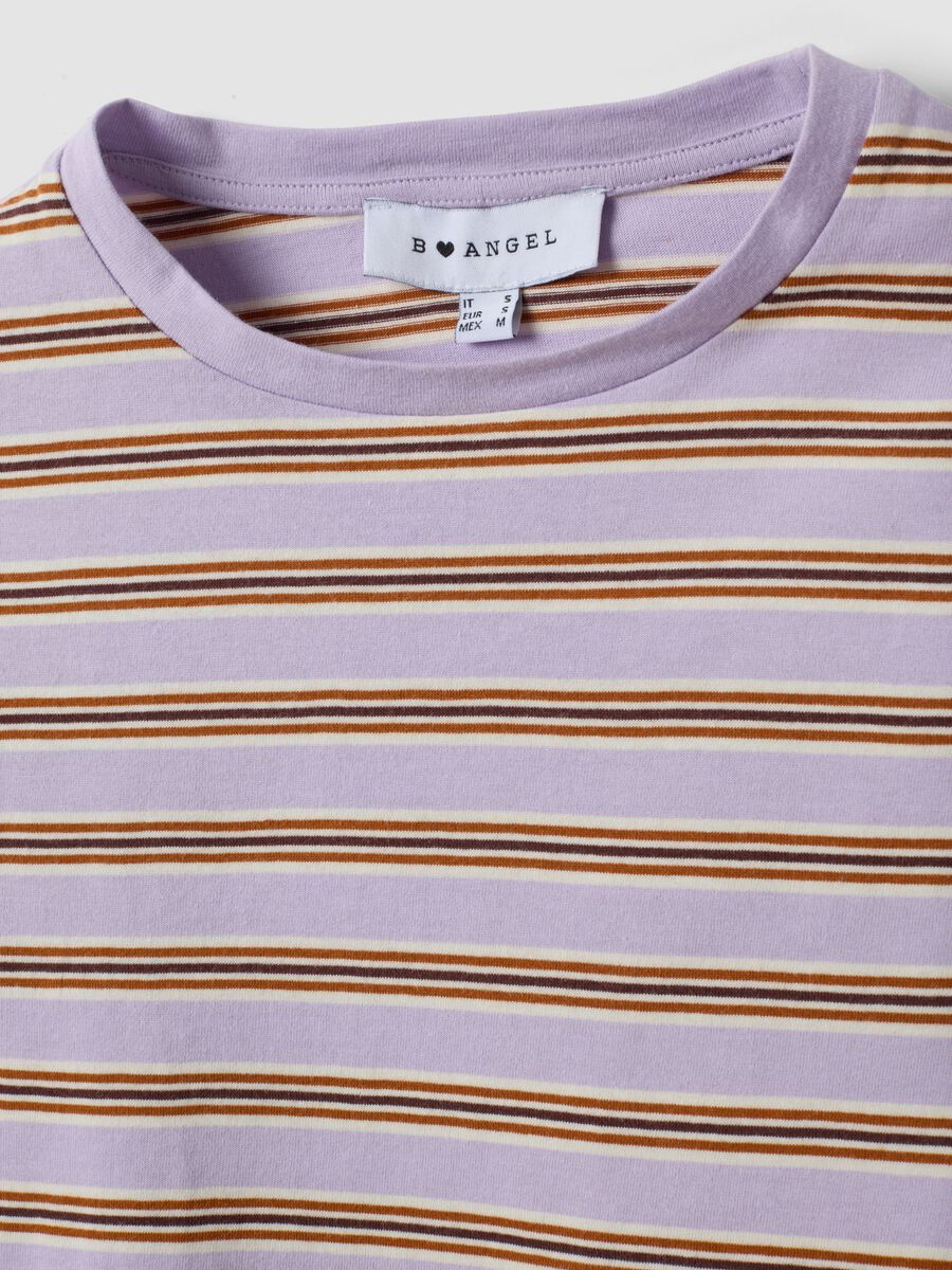 T-shirt crop viola in puro cotone a righe con stampa_1