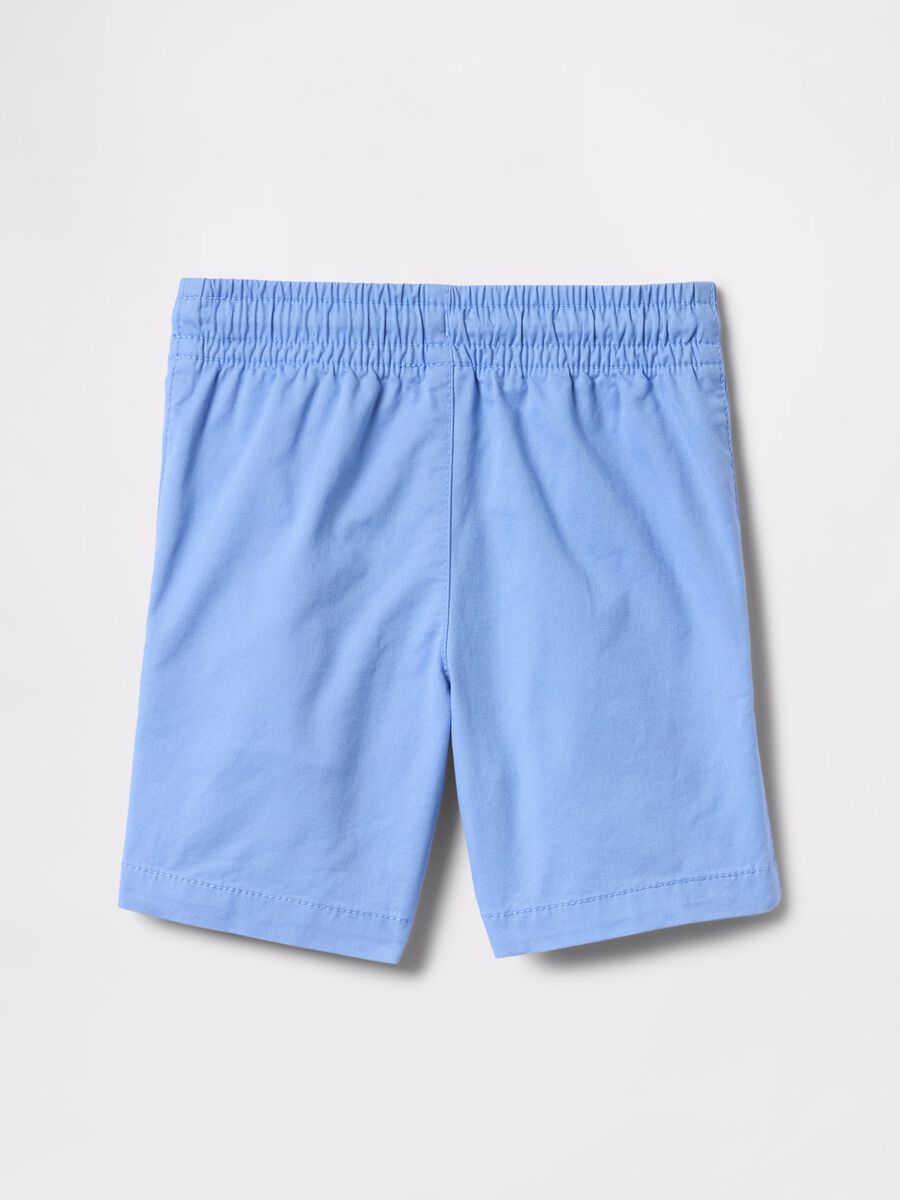 Light blue Bermuda shorts in cotton with drawstring_1