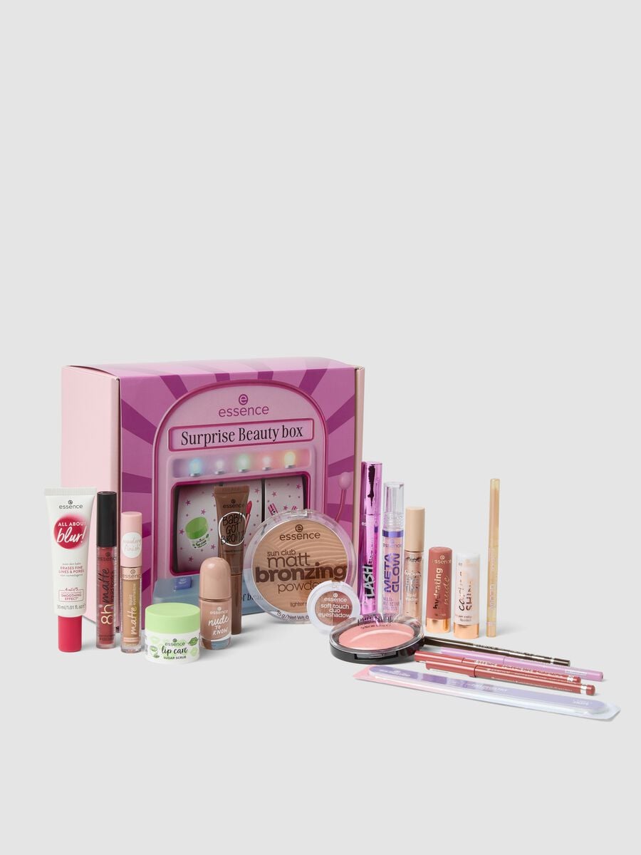ESSENCE SURPRISE BOX 20 PCS &ndash; Ultimate Glow & Glam Mega Beauty Kit_0