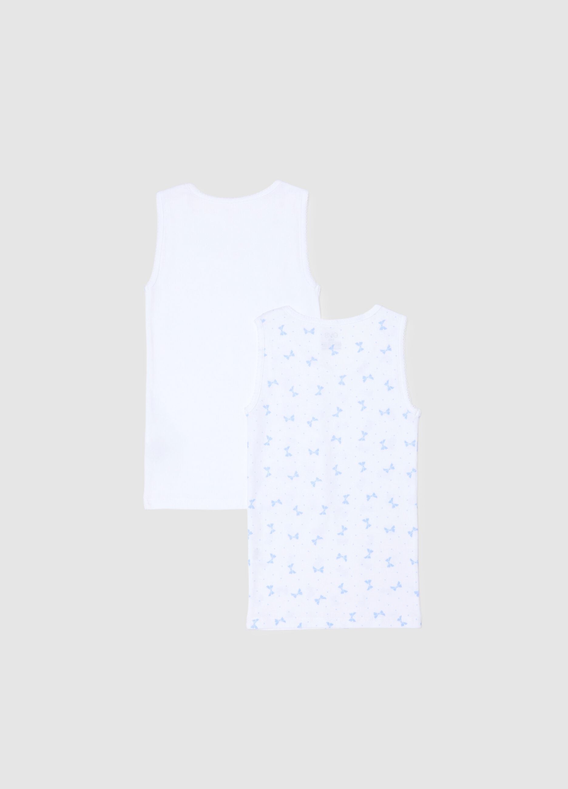 Twin pack of white girls' vests in pure cotton regular fit